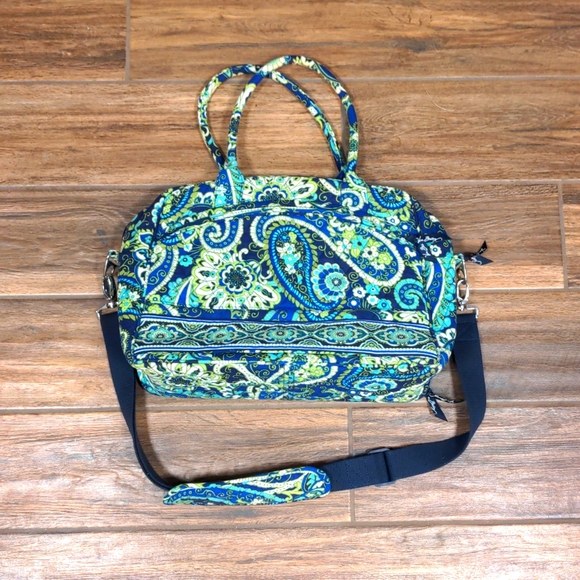 Vera Bradley Handbags - Vera Bradley laptop travel bag
